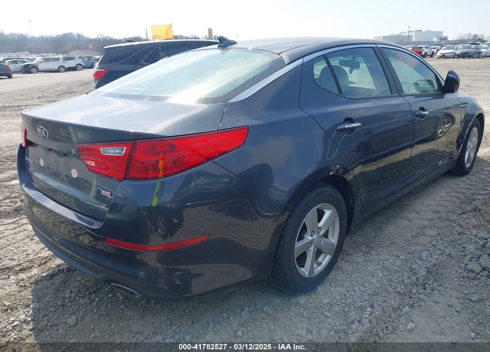 2015 KIA OPTIMA VIN: KNAGM4A7XF5636312