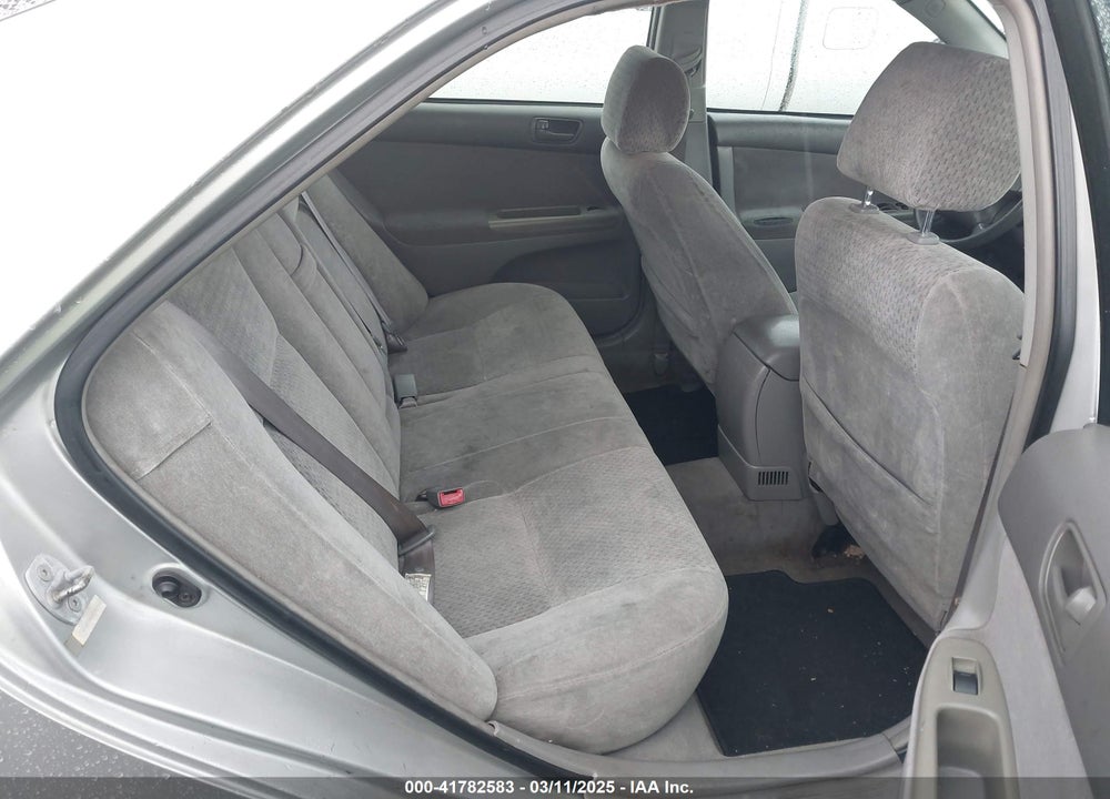 2002 TOYOTA CAMRY VIN: 4T1BF30K82U523803