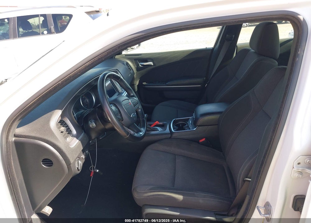 2019 DODGE CHARGER SXT RWD VIN: 2C3CDXBG8KH724557