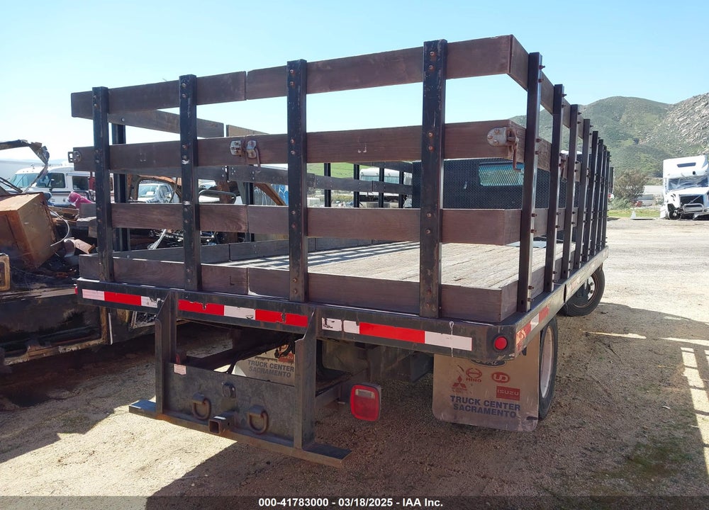 2000 GMC W4500 VIN: 4KDC4B1RXYJ801305