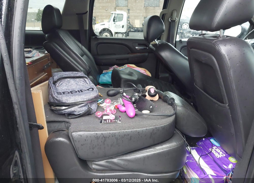 2012 CHEVROLET SUBURBAN 1500 LT VIN: 1GNSCJE06CR222550
