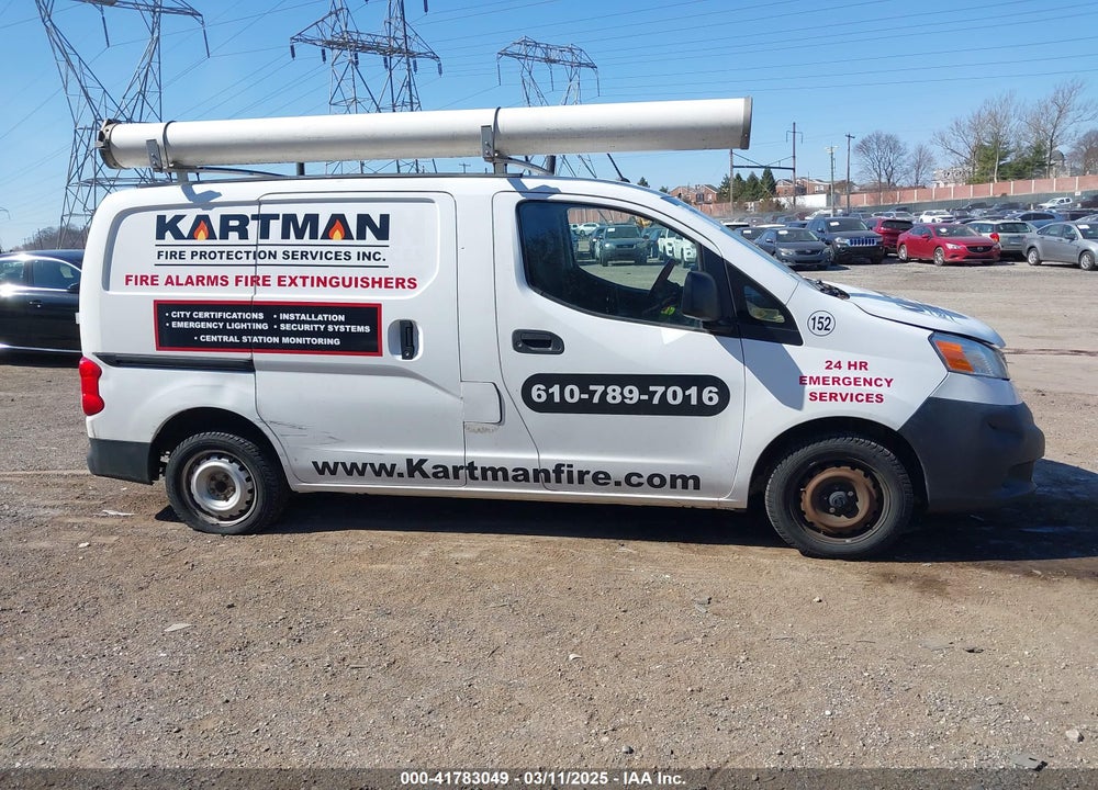 2015 NISSAN NV200 VIN: 3N6CM0KN5FK712710