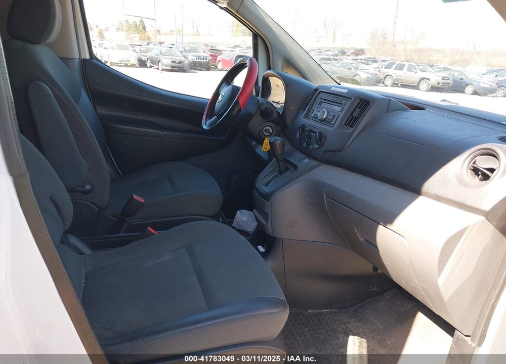 2015 NISSAN NV200 VIN: 3N6CM0KN5FK712710