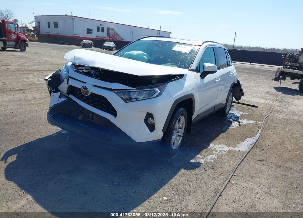 2020 TOYOTA RAV4 XLE VIN: 2T3P1RFV7LC137103