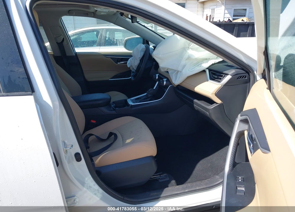 2020 TOYOTA RAV4 XLE VIN: 2T3P1RFV7LC137103