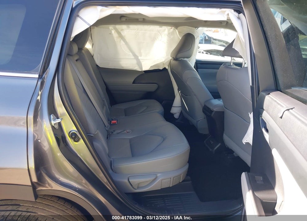 2024 TOYOTA HIGHLANDER VIN: 5TDKDRBH7RS534529