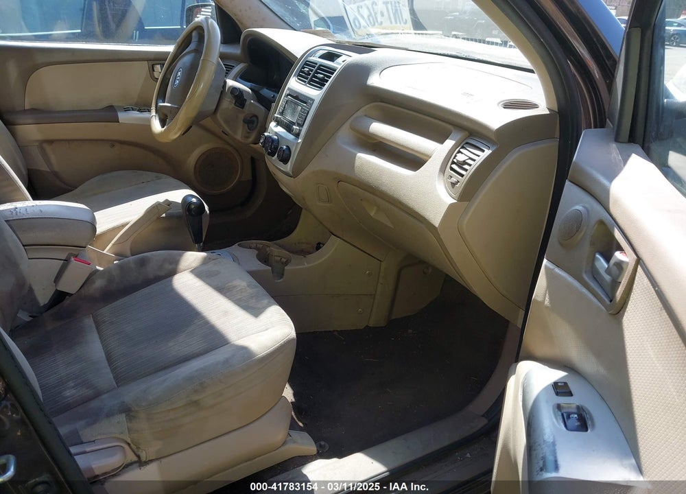 2010 KIA SPORTAGE VIN: KNDKGCA32A7669068