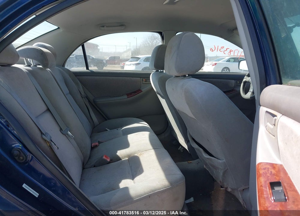 2005 TOYOTA COROLLA VIN: 1NXBR32E65Z464575