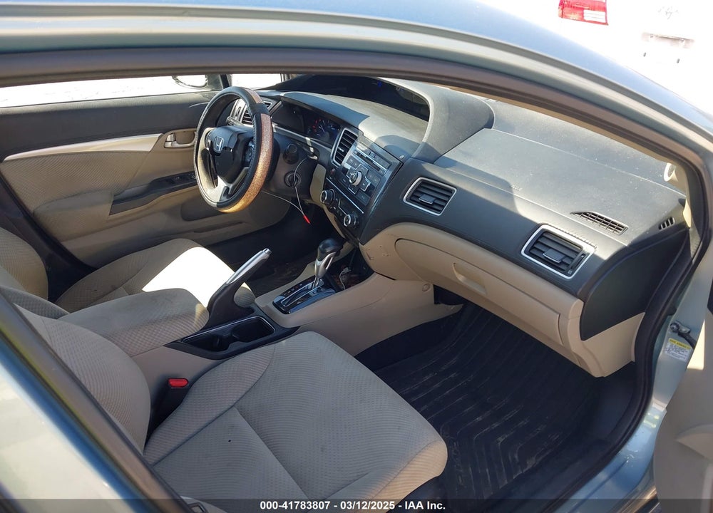 2013 HONDA CIVIC HYBRID VIN: 19XFB4F24DE002027
