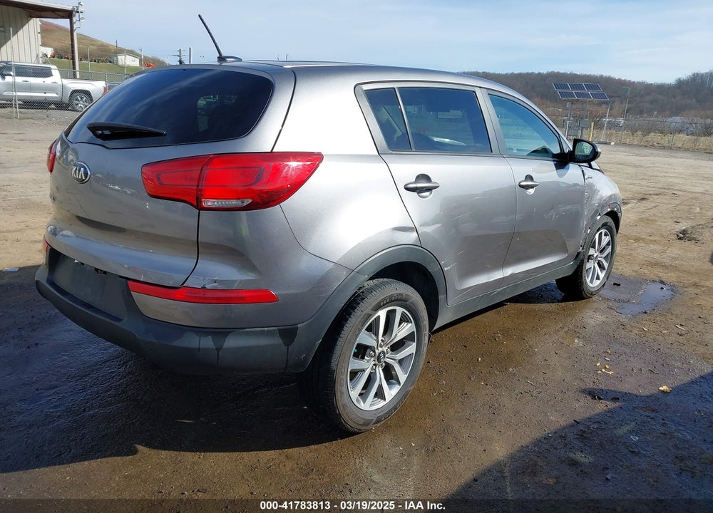 2016 KIA SPORTAGE VIN: KNDPBCAC8G7879249