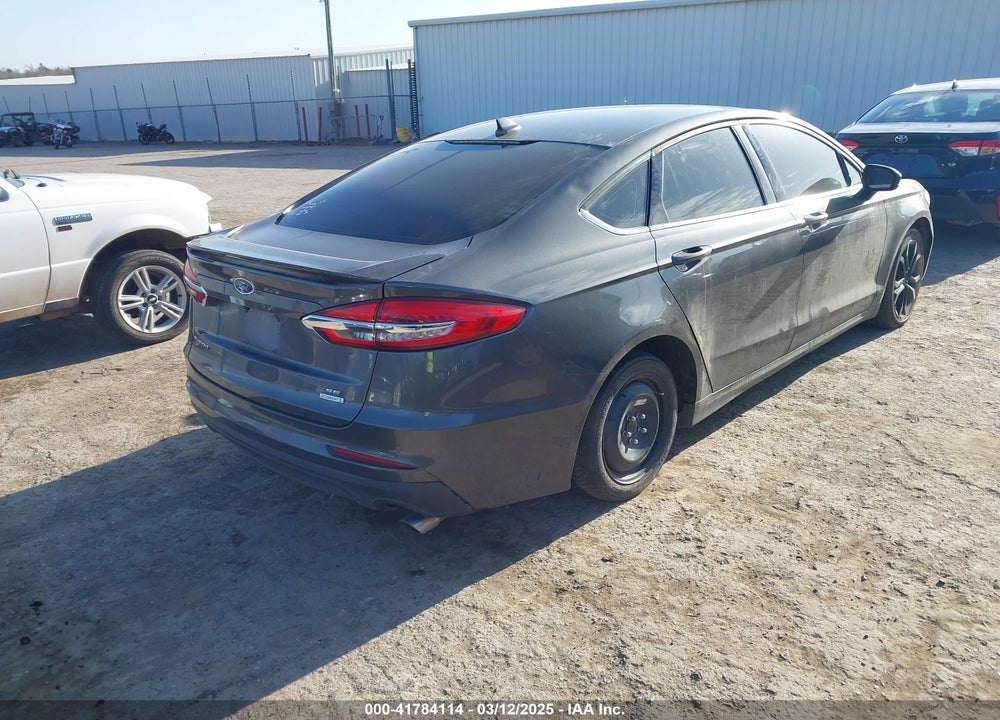 2019 FORD FUSION VIN: 3FA6P0HD2KR229351