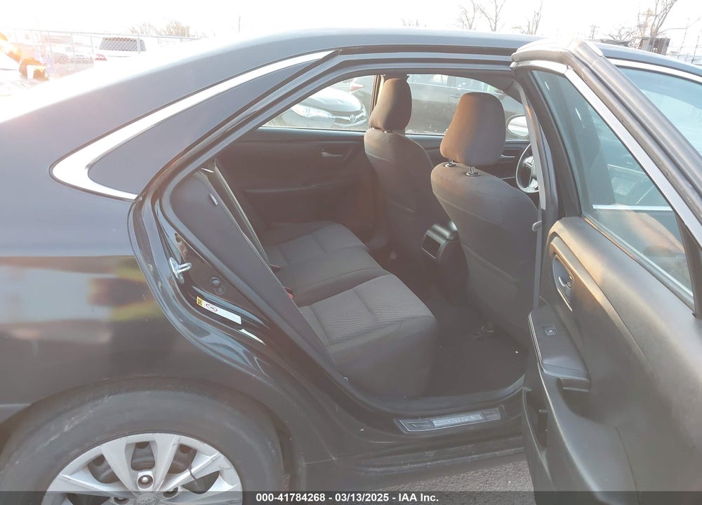 2016 TOYOTA CAMRY LE VIN: 4T4BF1FK1GR564749