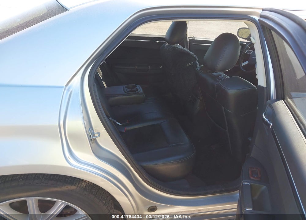 2008 CHRYSLER 300C VIN: 2C3LA63HX8H259685