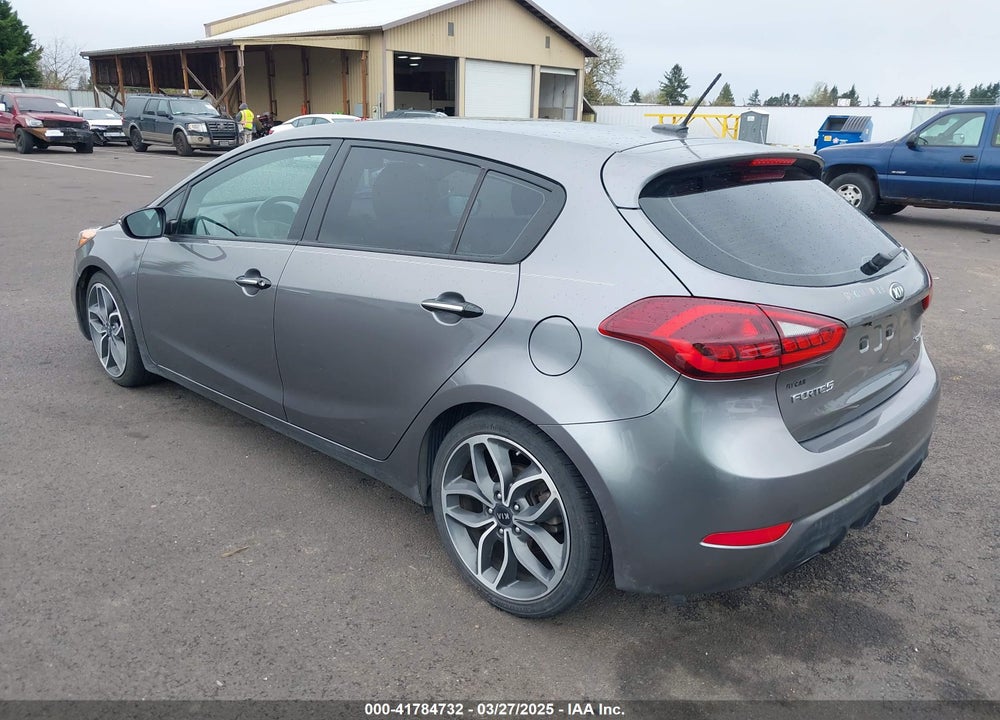 2015 KIA FORTE VIN: KNAFZ5A36F5284538