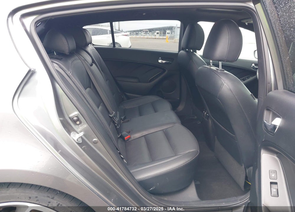 2015 KIA FORTE VIN: KNAFZ5A36F5284538