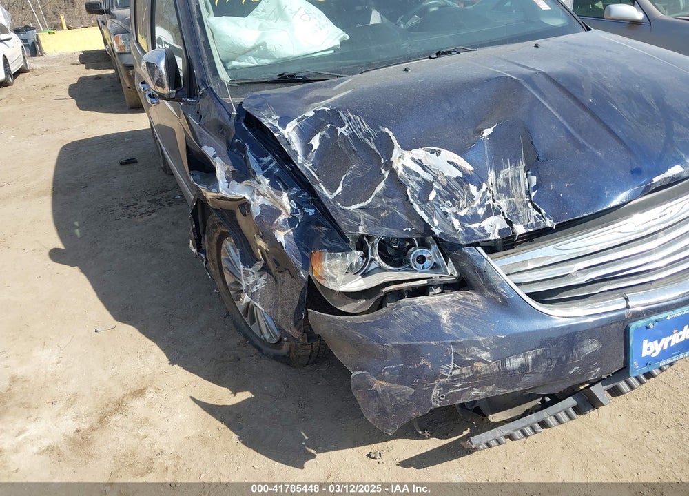 2013 CHRYSLER TOWN & COUNTRY TOURING-L VIN: 2C4RC1CG0DR572551