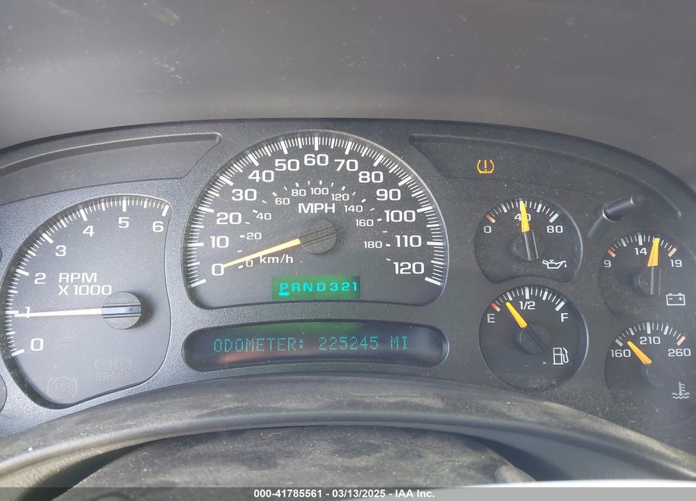 2004 GMC YUKON VIN: 1GKEC13V74J311617