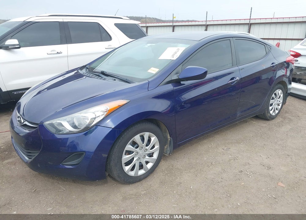 2013 HYUNDAI ELANTRA VIN: 5NPDH4AE7DH161174