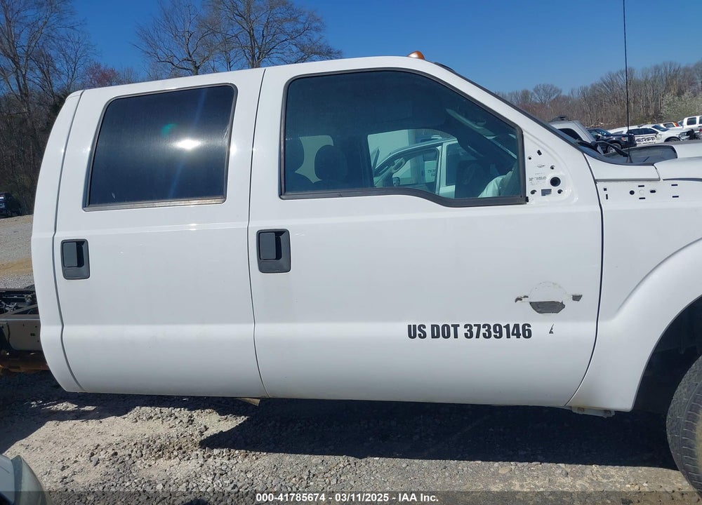 2016 FORD F-350 CHASSIS XLT VIN: 1FD8W3HT7GEC71583
