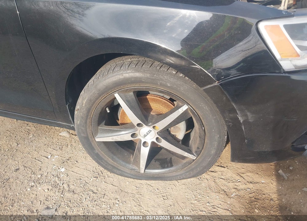 2012 VOLKSWAGEN JETTA VIN: 3VWDP7AJ8CM425915