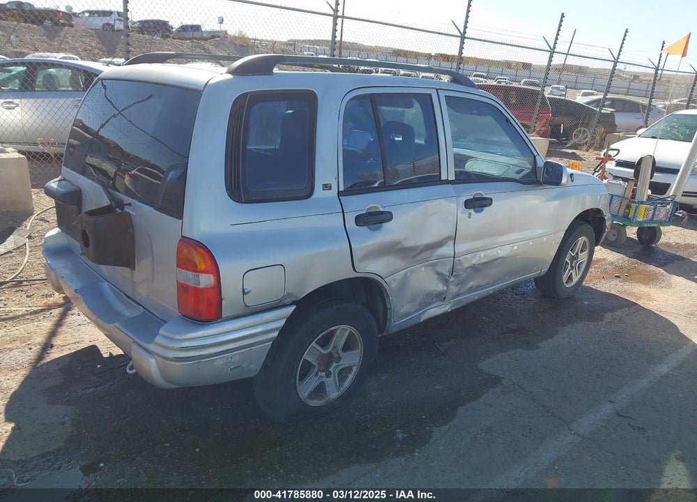 2002 CHEVROLET TRACKER HARD TOP LT VIN: 2CNBE634X26928304