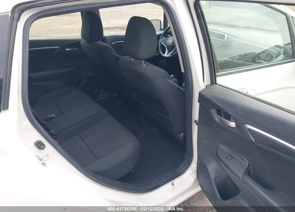 2016 HONDA FIT VIN: JHMGK5H72GS000523