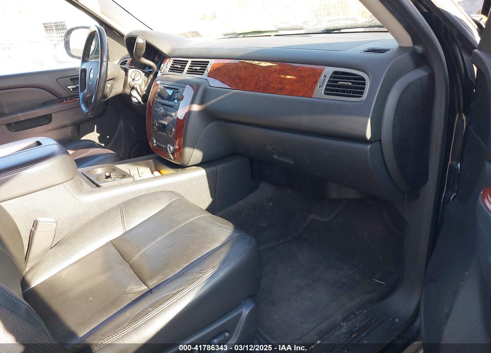 2013 CHEVROLET TAHOE VIN: 1GNSKBE02DR163278