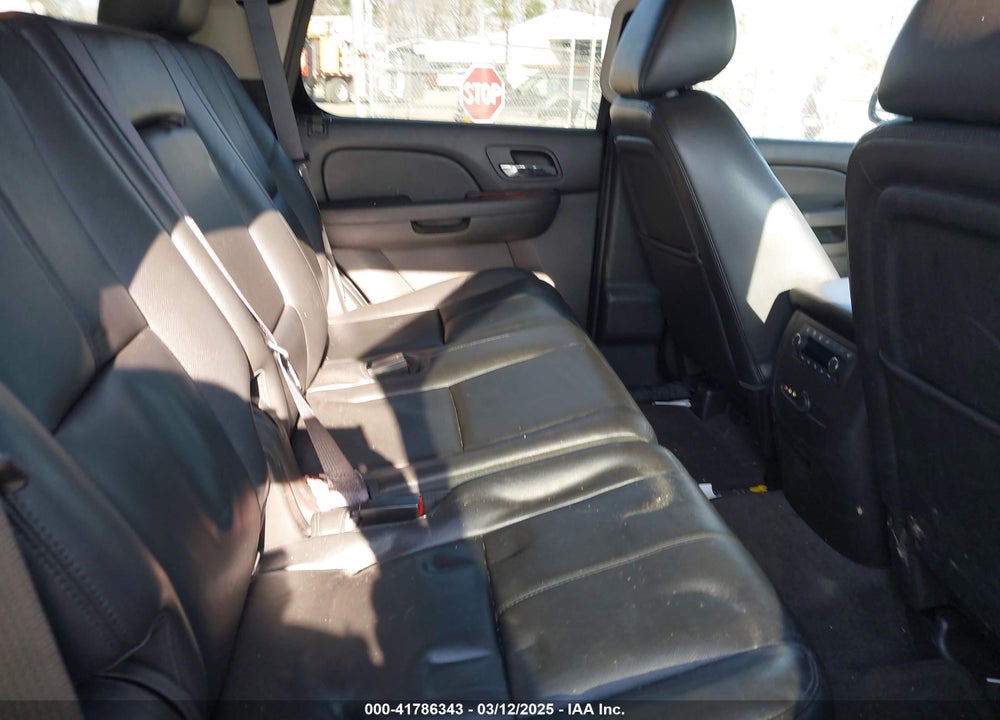 2013 CHEVROLET TAHOE VIN: 1GNSKBE02DR163278