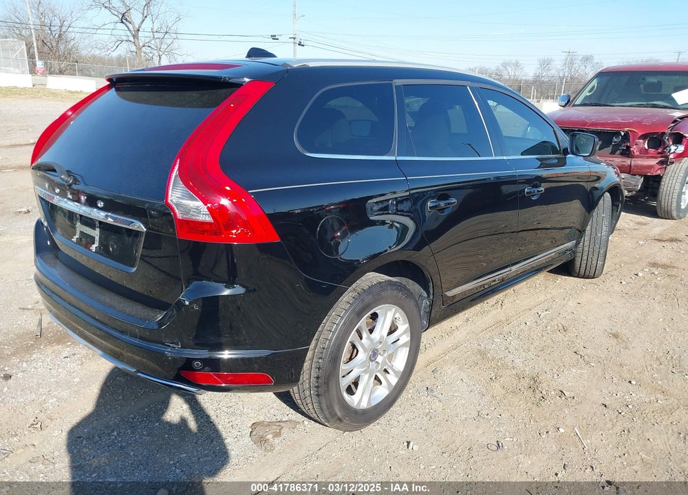 2014 VOLVO XC60 VIN: YV4952DL7E2518995