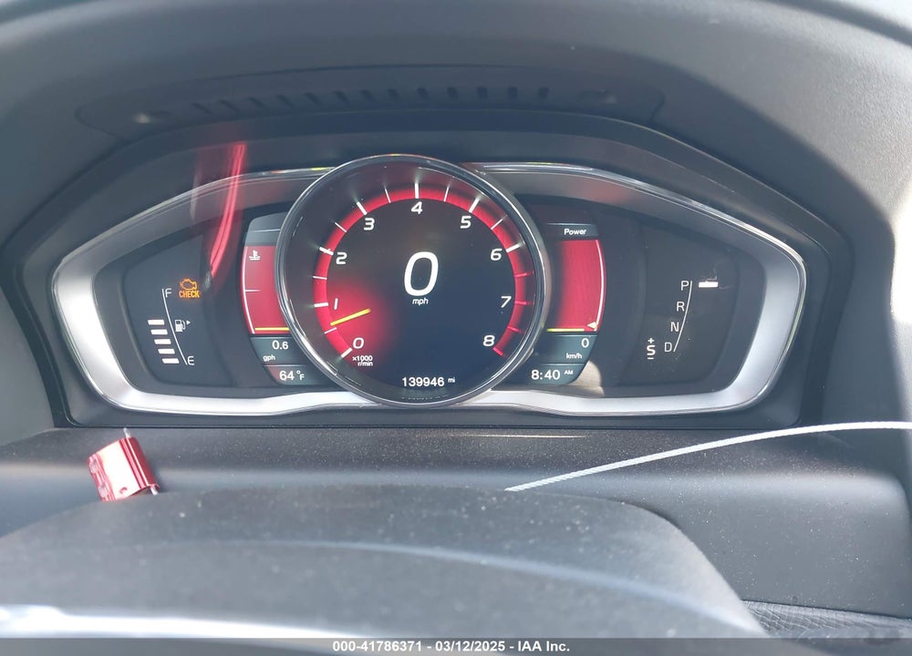 2014 VOLVO XC60 VIN: YV4952DL7E2518995