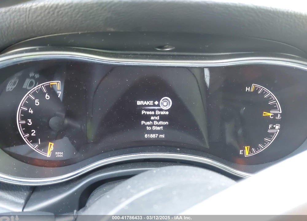 2019 JEEP GRAND CHEROKEE VIN: 1C4RJFBG4KC796819