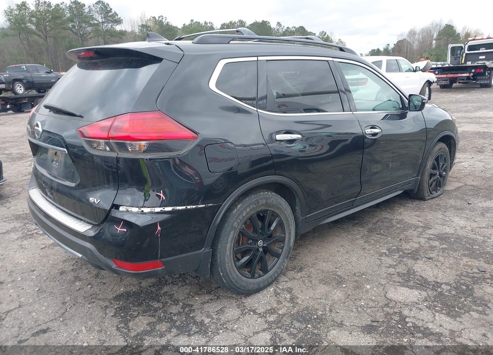 2017 NISSAN ROGUE SV VIN: 5N1AT2MT2HC807203