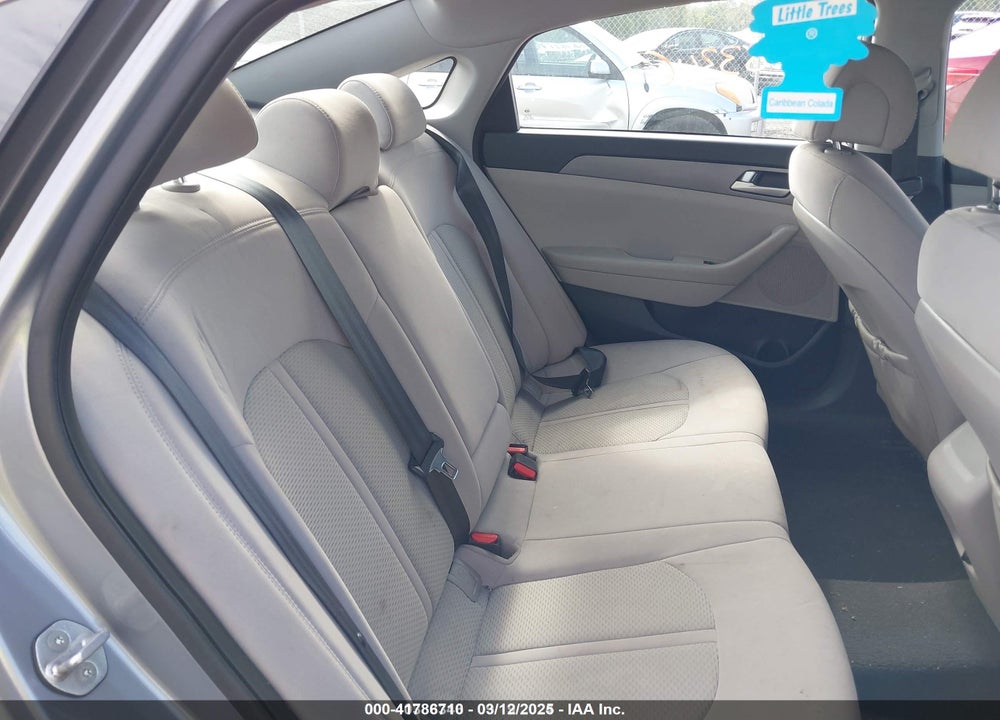 2016 HYUNDAI SONATA VIN: 5NPE24AF4GH318145