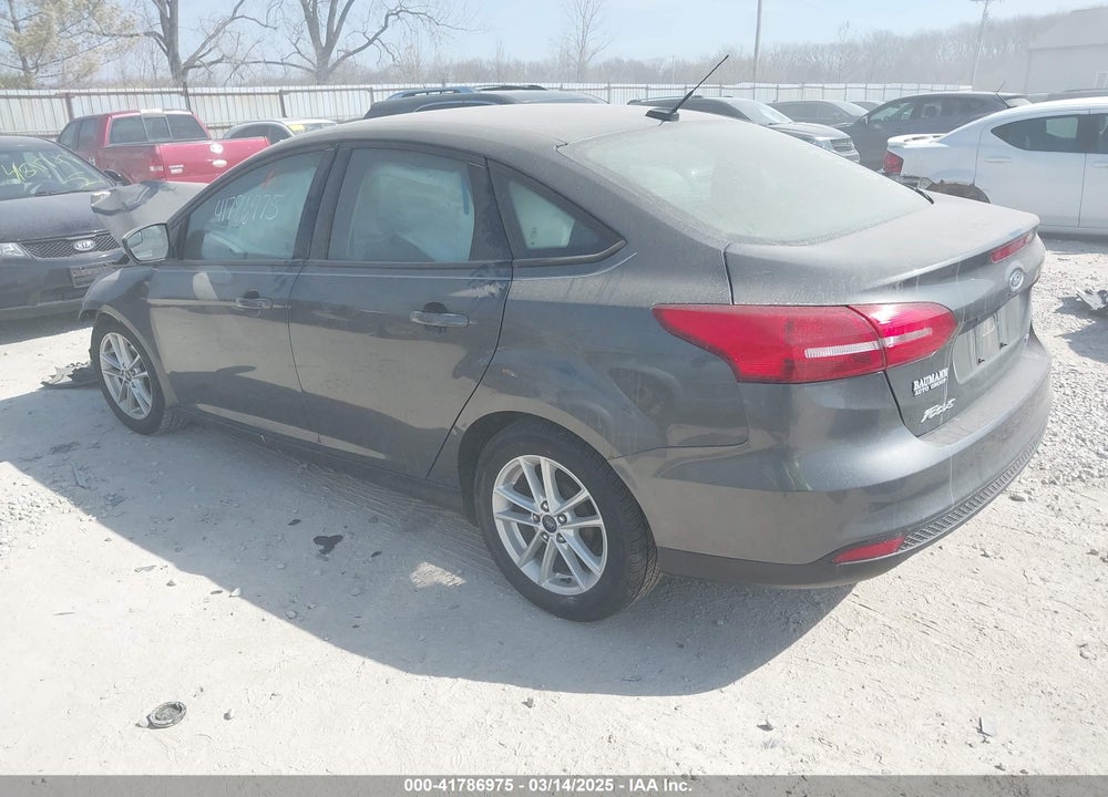 2017 FORD FOCUS SE VIN: 1FADP3F28HL204391
