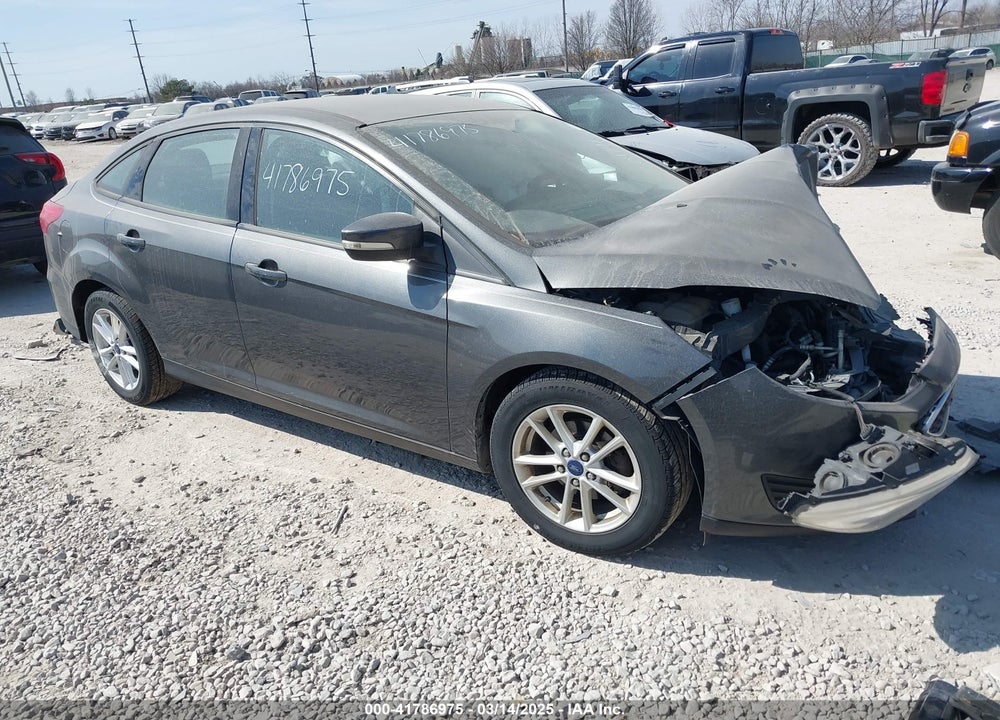 2017 FORD FOCUS SE VIN: 1FADP3F28HL204391