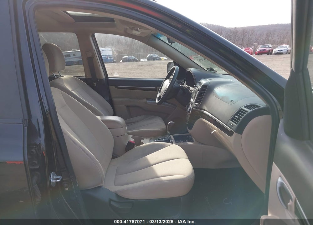 2010 HYUNDAI SANTA FE VIN: 5NMSGDAB7AH374585