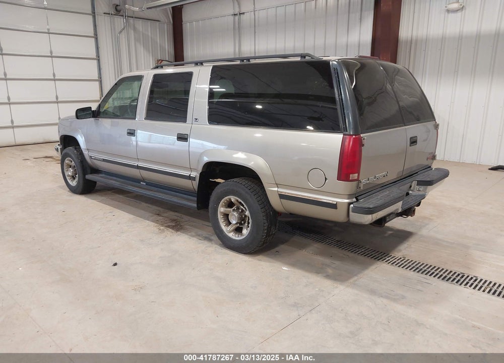 1999 GMC SUBURBAN 2500 VIN: 3GKGK26J0XG537434