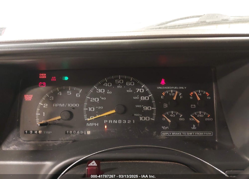 1999 GMC SUBURBAN 2500 VIN: 3GKGK26J0XG537434
