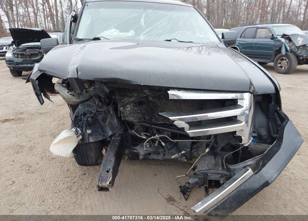 2014 FORD EXPEDITION XLT VIN: 1FMJU1J59EEF05579