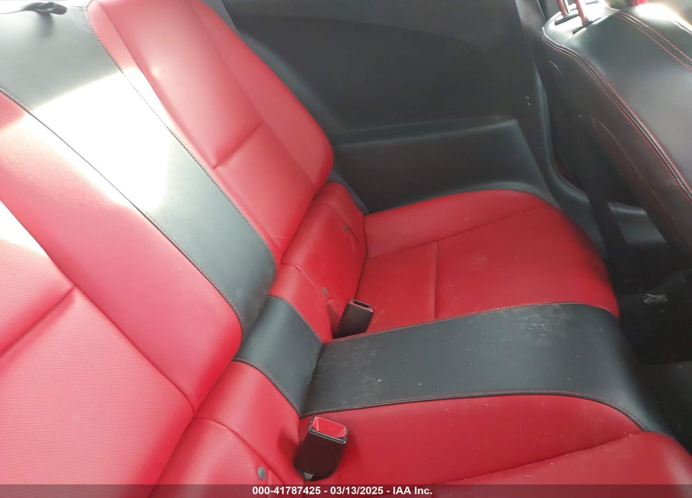 2015 CHEVROLET CAMARO VIN: 2G1FF1E33F9282210