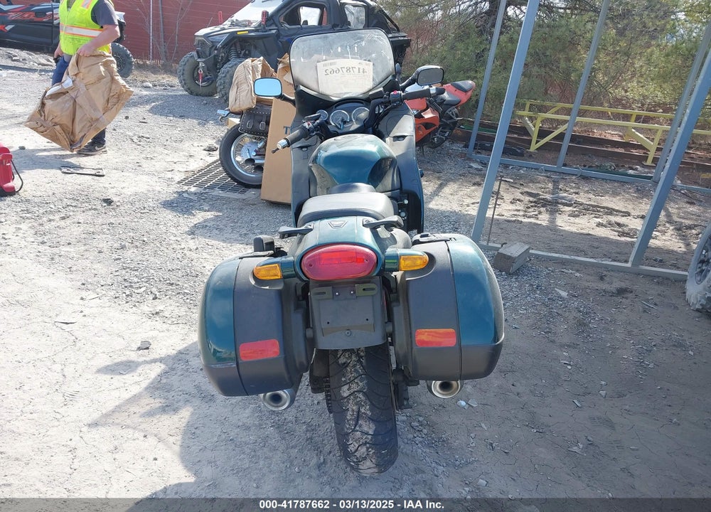 1999 TRIUMPH MOTORCYCLE TROPHY VIN: SMT361CE0XJ085906