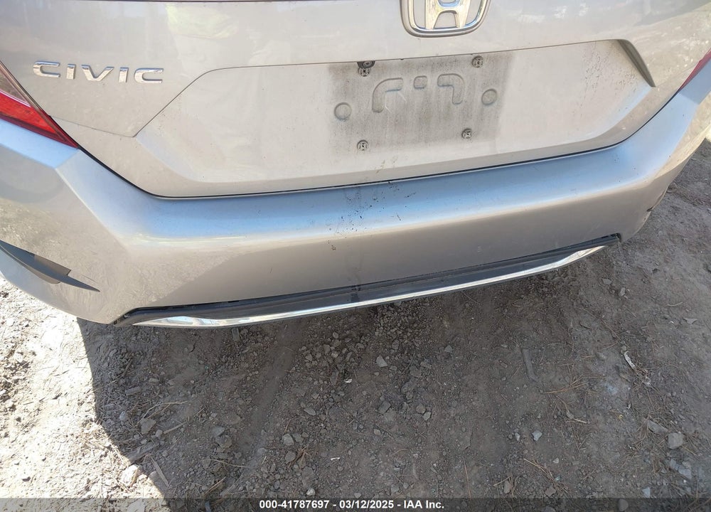 2019 HONDA CIVIC LX VIN: 2HGFC2F60KH605404