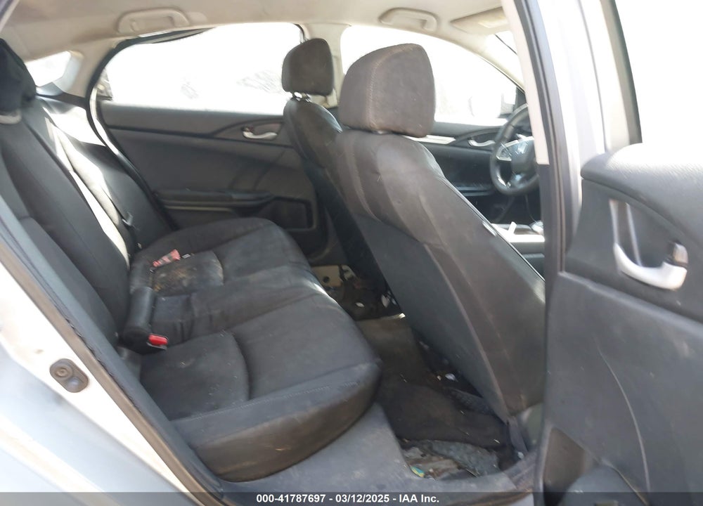 2019 HONDA CIVIC LX VIN: 2HGFC2F60KH605404