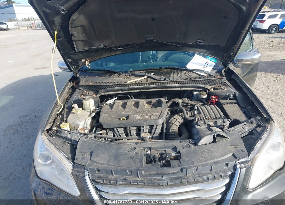 2012 CHRYSLER 200 VIN: 1C3CCBCB3CN307817