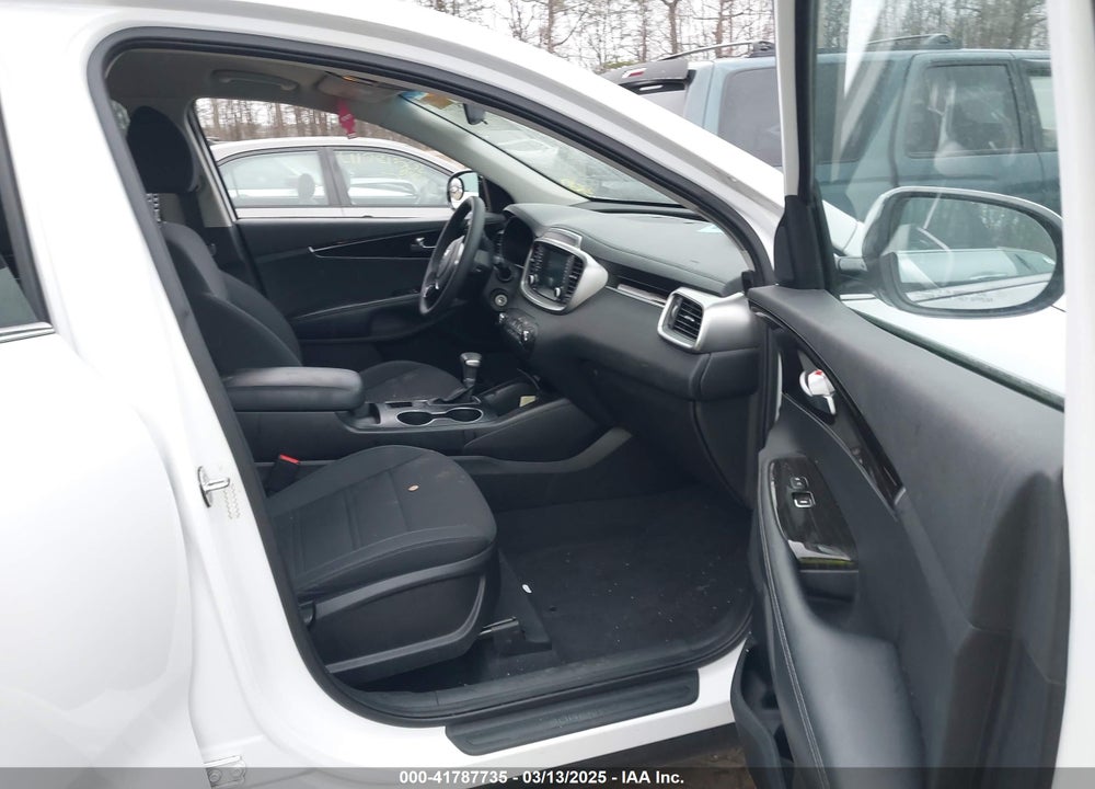 2020 KIA SORENTO 2.4L L VIN: 5XYPG4A33LG671526
