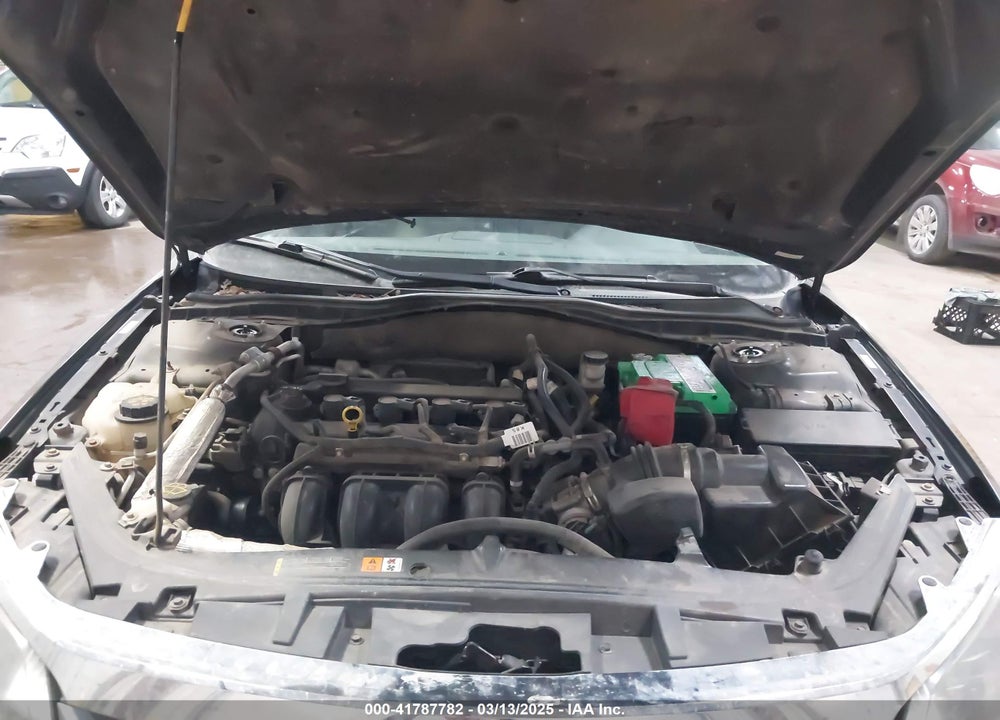 2011 FORD FUSION VIN: 3FAHP0HA7BR288202