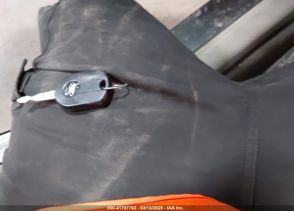 2011 FORD FUSION VIN: 3FAHP0HA7BR288202