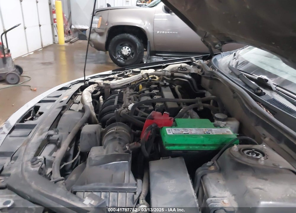 2011 FORD FUSION VIN: 3FAHP0HA7BR288202