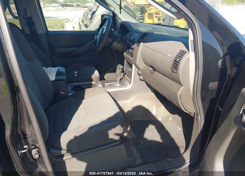 2011 NISSAN PATHFINDER VIN: 5N1AR1NN2BC605770