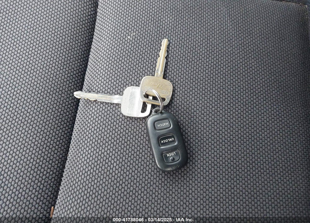 2003 PONTIAC VIBE VIN: 5Y2SL64813Z453532
